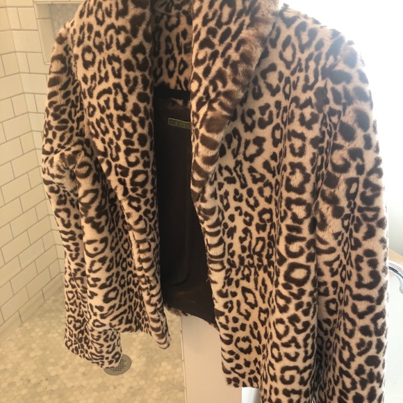 Velvet Faux Leopard Jacket - Picture 6 of 8